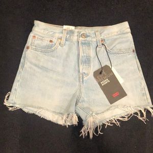 Levi’s Wedgie Short